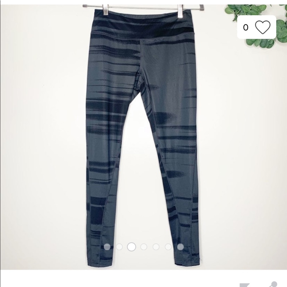 Zella leggings with cool pattern